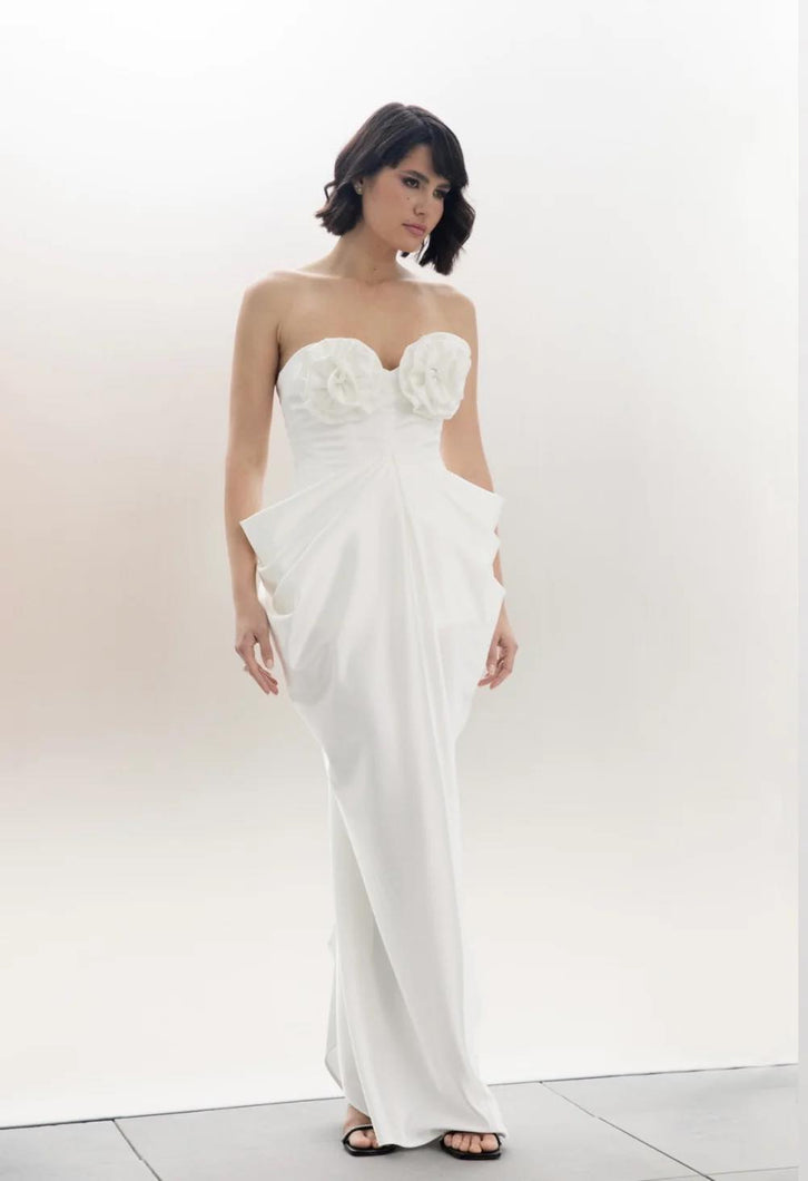 Marilyn Roses white corset fitted taffeta gown